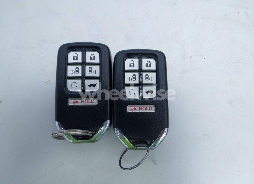 Photo 11 of 2018 Honda Odyssey EX-L (VIN 5FNRL6H76JB082421)