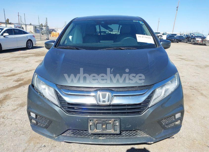 Photo 12 of 2018 Honda Odyssey EX-L (VIN 5FNRL6H76JB093581)