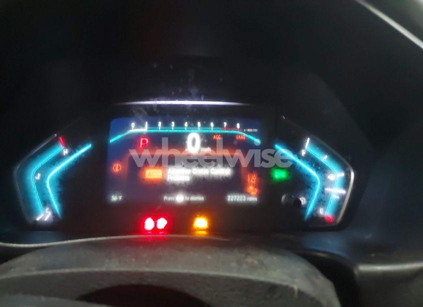 Photo 7 of 2018 Honda Odyssey EX-L (VIN 5FNRL6H76JB101095)