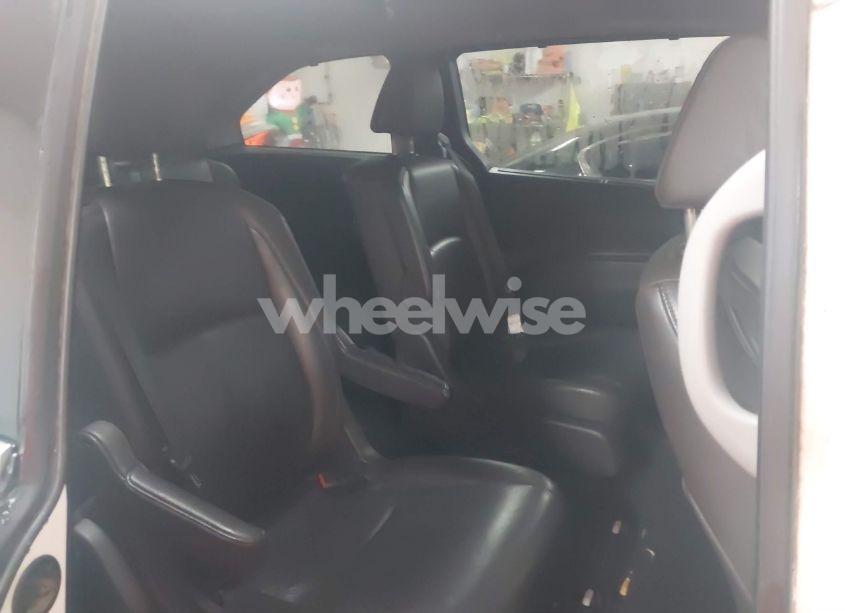 Photo 8 of 2018 Honda Odyssey EX-L (VIN 5FNRL6H76JB101095)