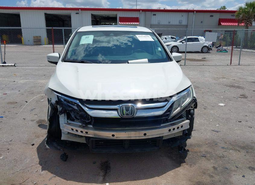 Photo 13 of 2018 Honda Odyssey EX-L (VIN 5FNRL6H76JB111027)