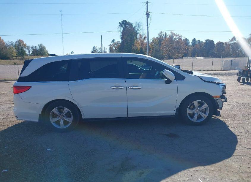 Photo 14 of 2019 Honda Odyssey EX-L (VIN 5FNRL6H76KB084218)
