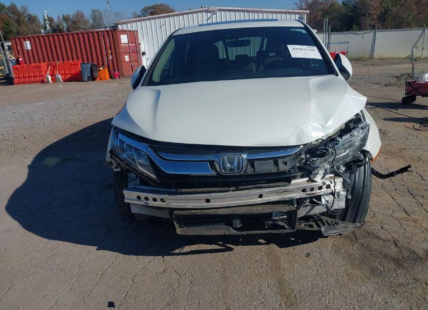 Photo 6 of 2019 Honda Odyssey EX-L (VIN 5FNRL6H76KB084218)