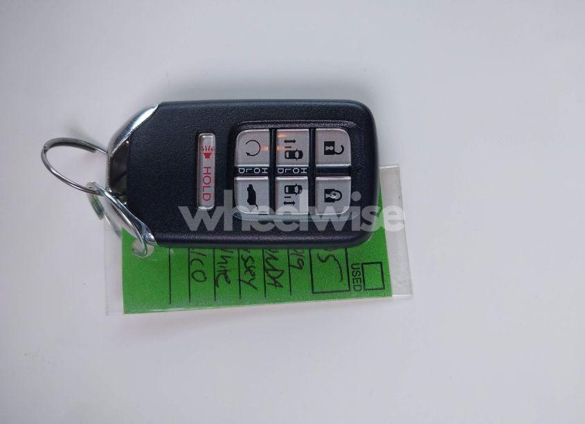 Photo 11 of 2019 Honda Odyssey EX-L (VIN 5FNRL6H76KB101969)