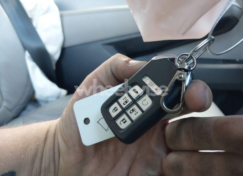 Photo 11 of 2020 Honda Odyssey EX-L/EX-L W/NAVI RES (VIN 5FNRL6H76LB039202)