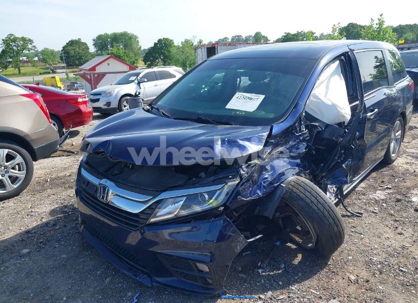 Photo 6 of 2020 Honda Odyssey EX-L/EX-L W/NAVI RES (VIN 5FNRL6H76LB039202)