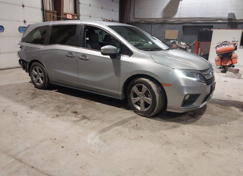 2020 Honda Odyssey EX-L/EX-L W/NAVI RES (VIN 5FNRL6H76LB064035) main photo