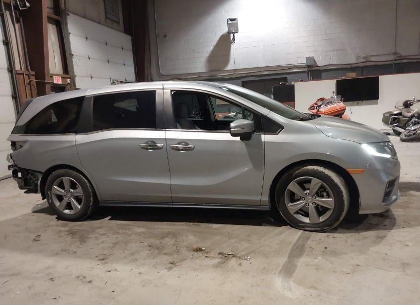 Photo 13 of 2020 Honda Odyssey EX-L/EX-L W/NAVI RES (VIN 5FNRL6H76LB064035)