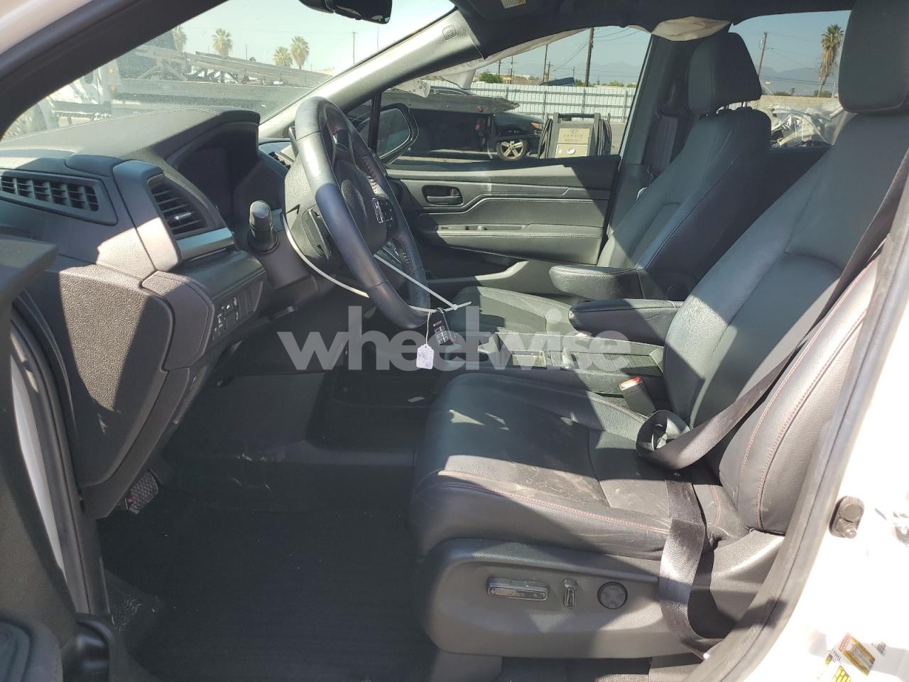 Photo 7 of 2023 HONDA ODYSSEY SPORT-L (VIN 5FNRL6H76PB056197)