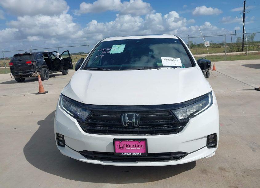 Photo 12 of 2024 Honda Odyssey SPORT (VIN 5FNRL6H76RB067784)