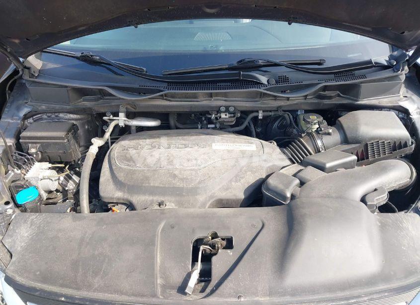 Photo 10 of 2018 Honda Odyssey EX-L (VIN 5FNRL6H77JB101803)