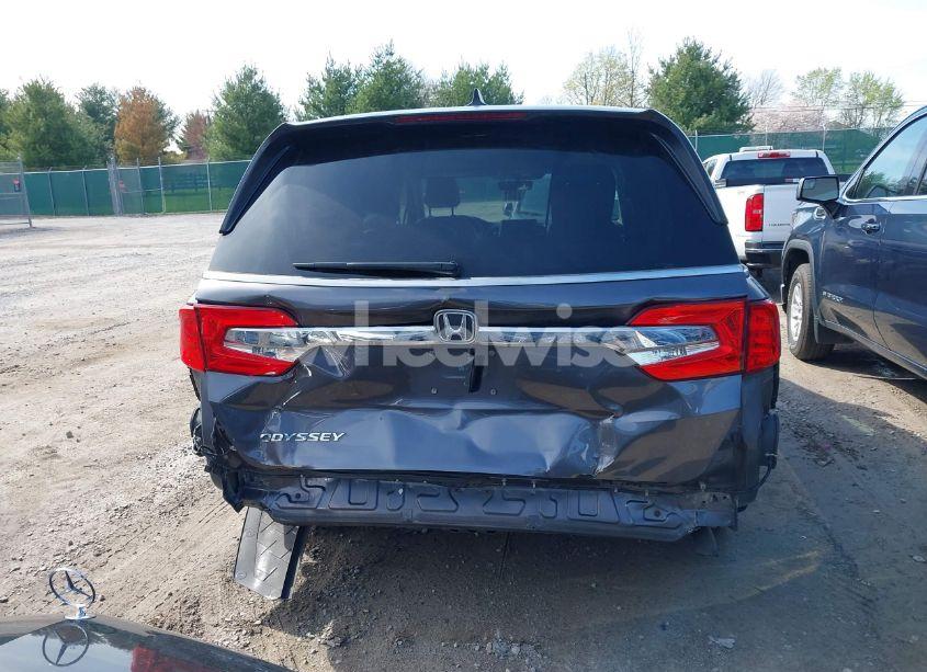 Photo 16 of 2018 Honda Odyssey EX-L (VIN 5FNRL6H77JB101803)