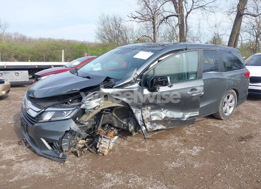 Photo 6 of 2019 Honda Odyssey EX-L (VIN 5FNRL6H77KB038140)