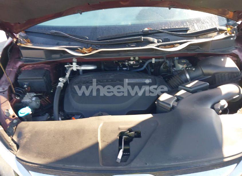 Photo 10 of 2019 Honda Odyssey EX-L (VIN 5FNRL6H77KB063751)