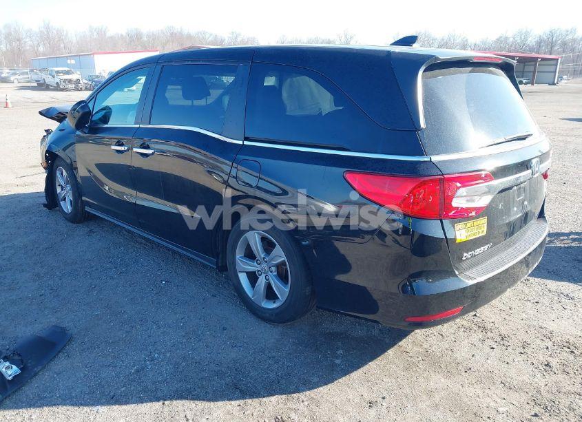 Photo 3 of 2019 Honda Odyssey EX-L (VIN 5FNRL6H77KB097835)