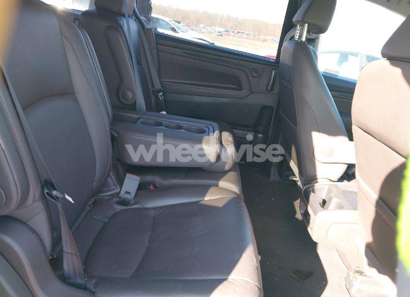 Photo 8 of 2019 Honda Odyssey EX-L (VIN 5FNRL6H77KB097835)