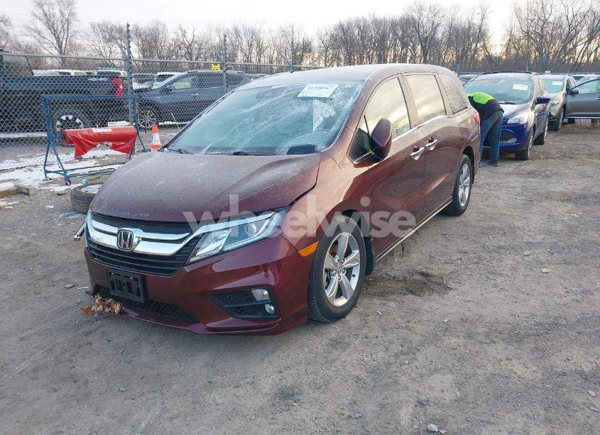 Photo 2 of 2019 Honda Odyssey EX-L (VIN 5FNRL6H77KB125391)