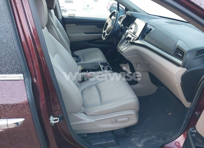 Photo 5 of 2019 Honda Odyssey EX-L (VIN 5FNRL6H77KB125391)