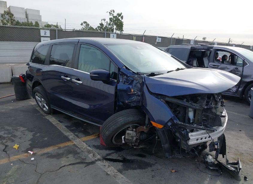 2019 Honda Odyssey EX-L (VIN 5FNRL6H77KB127822) main photo
