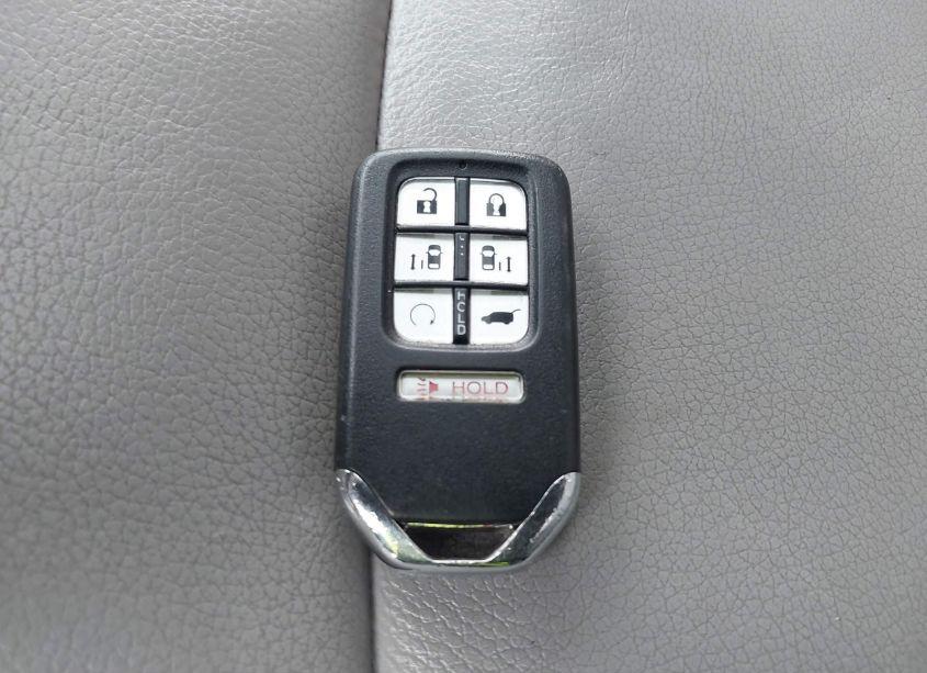 Photo 11 of 2019 Honda Odyssey EX-L (VIN 5FNRL6H77KB127822)