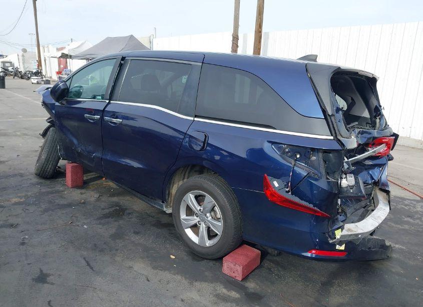 Photo 3 of 2019 Honda Odyssey EX-L (VIN 5FNRL6H77KB127822)