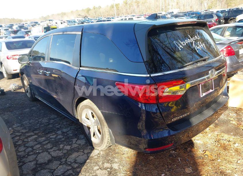 Photo 3 of 2020 Honda Odyssey EX-L/EX-L W/NAVI RES (VIN 5FNRL6H77LB055098)