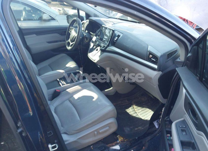 Photo 5 of 2020 Honda Odyssey EX-L/EX-L W/NAVI RES (VIN 5FNRL6H77LB055098)