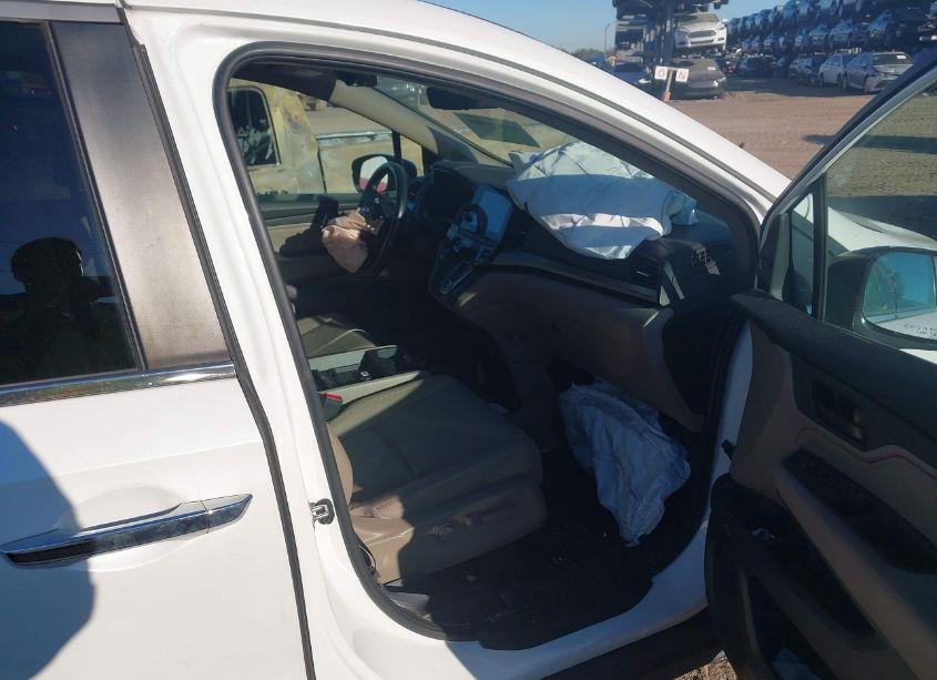 Photo 5 of 2021 Honda Odyssey EX-L (VIN 5FNRL6H77MB001799)