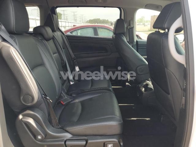 Photo 12 of 2021 HONDA ODYSSEY EXL (VIN 5FNRL6H77MB015234)