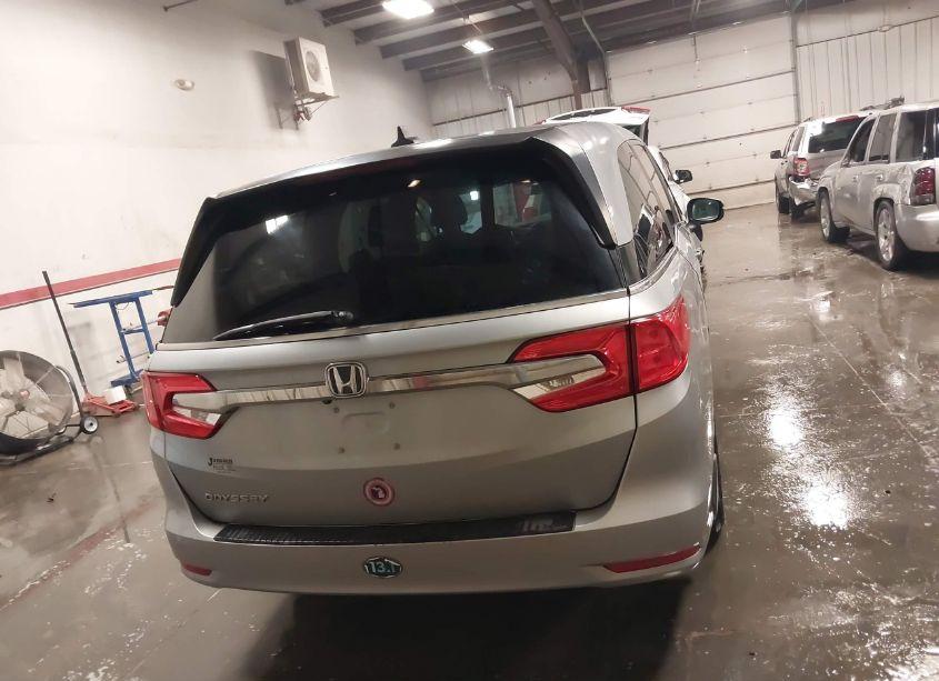 Photo 16 of 2018 Honda Odyssey EX-L (VIN 5FNRL6H78JB031406)