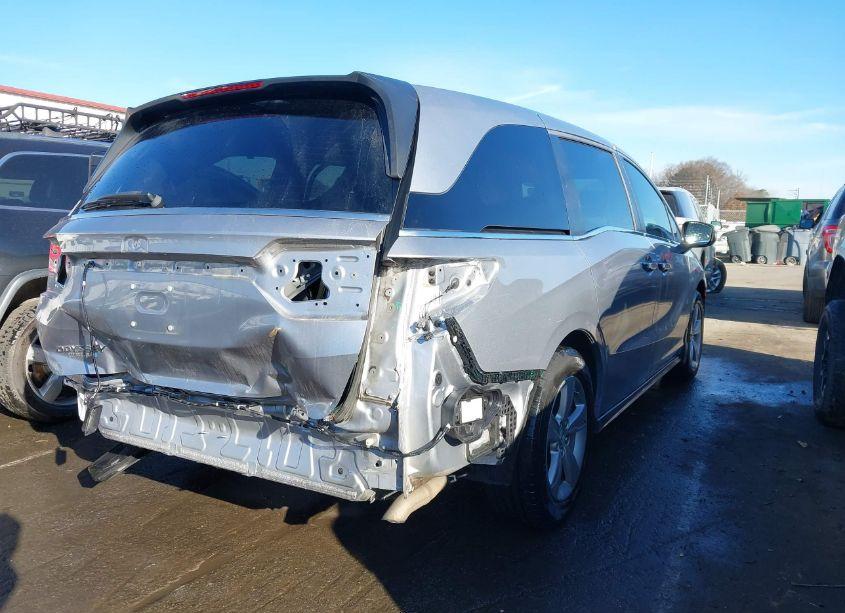 Photo 4 of 2018 Honda Odyssey EX-L (VIN 5FNRL6H78JB048271)