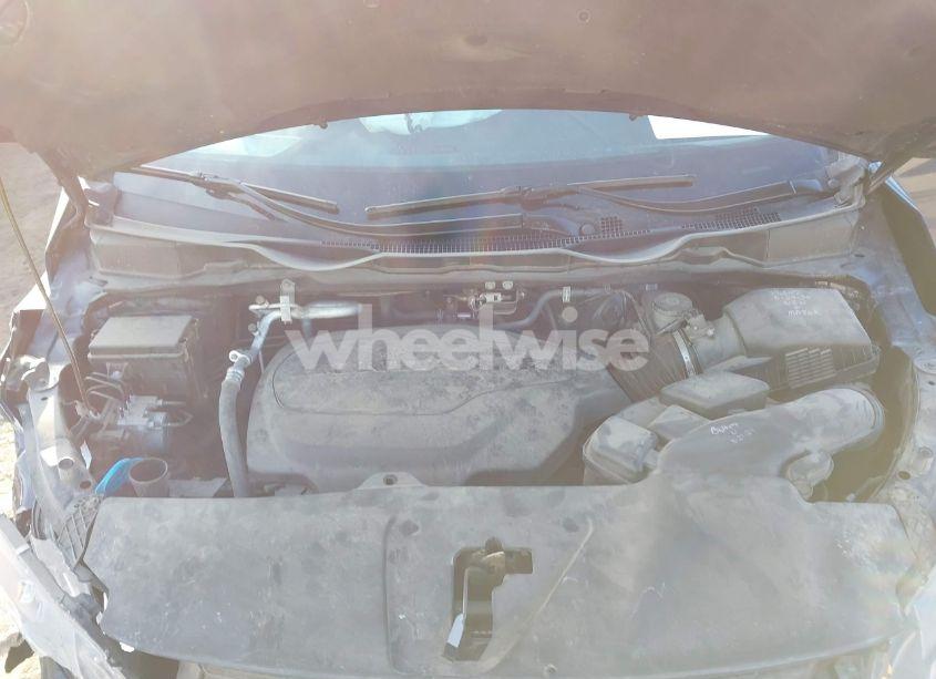 Photo 10 of 2018 Honda Odyssey EX-L (VIN 5FNRL6H78JB059805)