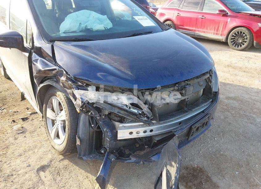 Photo 6 of 2018 Honda Odyssey EX-L (VIN 5FNRL6H78JB059805)