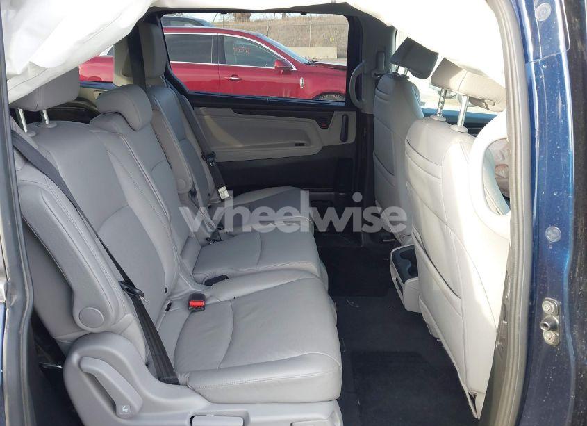 Photo 8 of 2018 Honda Odyssey EX-L (VIN 5FNRL6H78JB059805)