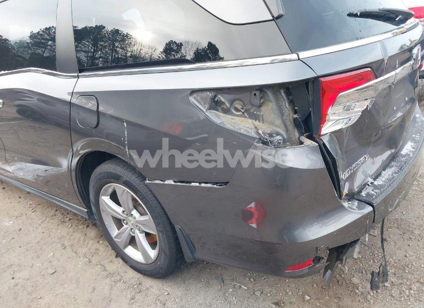 Photo 21 of 2018 Honda Odyssey EX-L (VIN 5FNRL6H78JB070934)