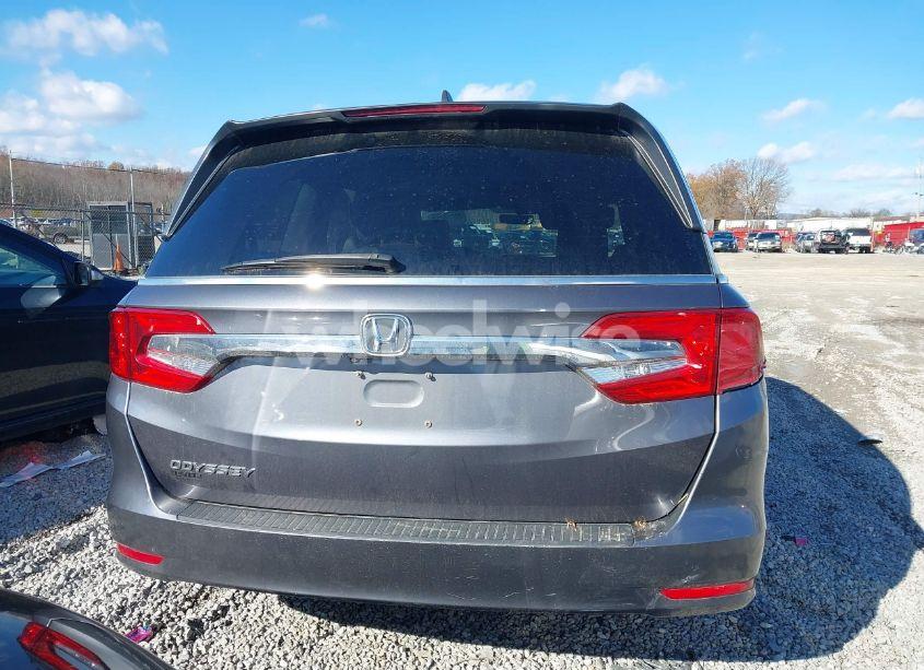 Photo 16 of 2018 Honda Odyssey EX-L (VIN 5FNRL6H78JB080136)