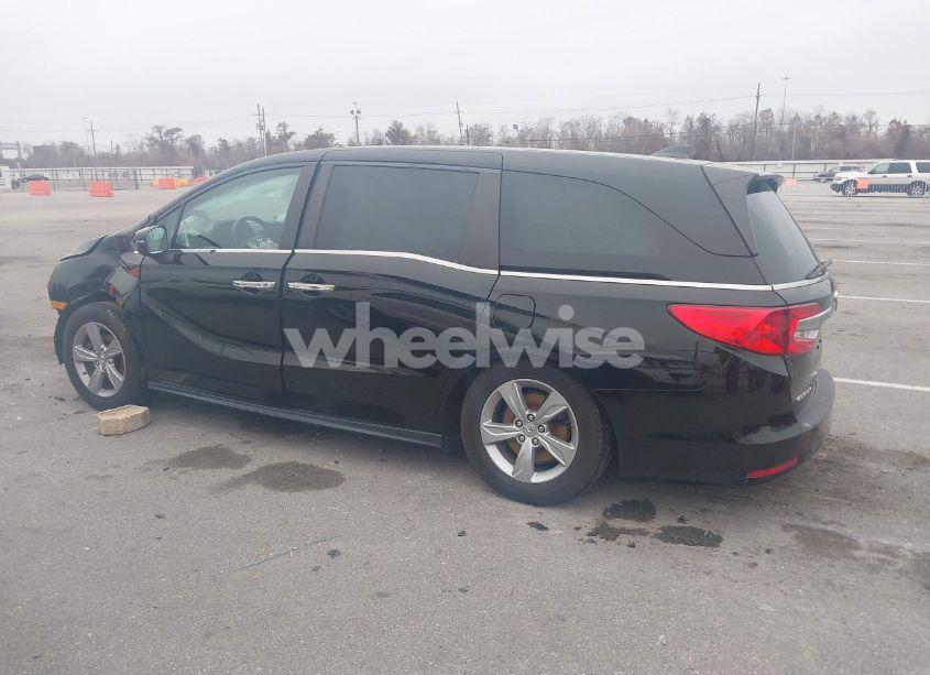 Photo 15 of 2018 Honda Odyssey EX-L (VIN 5FNRL6H78JB081349)