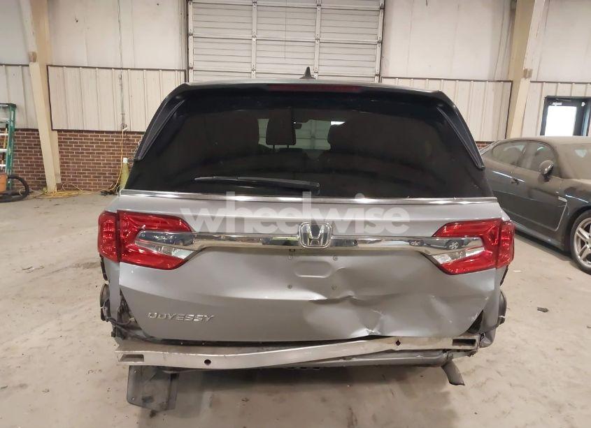 Photo 16 of 2019 Honda Odyssey EX-L (VIN 5FNRL6H78KB033481)