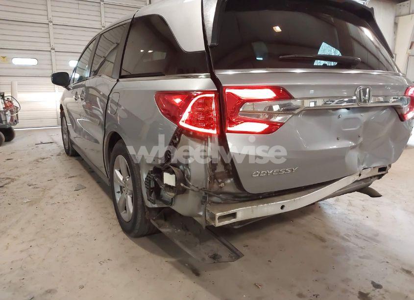 Photo 17 of 2019 Honda Odyssey EX-L (VIN 5FNRL6H78KB033481)