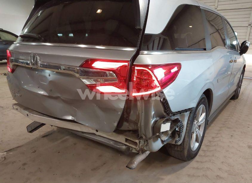 Photo 20 of 2019 Honda Odyssey EX-L (VIN 5FNRL6H78KB033481)