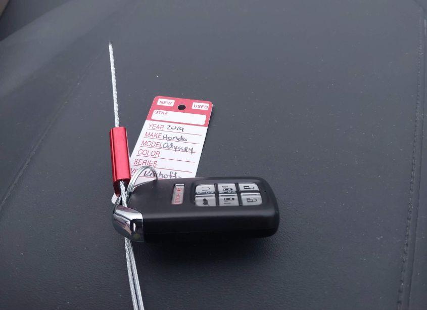 Photo 11 of 2019 Honda Odyssey EX-L (VIN 5FNRL6H78KB075293)