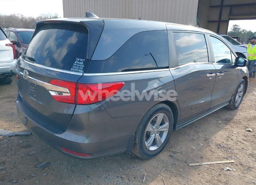 Photo 4 of 2019 Honda Odyssey EX-L (VIN 5FNRL6H78KB136769)