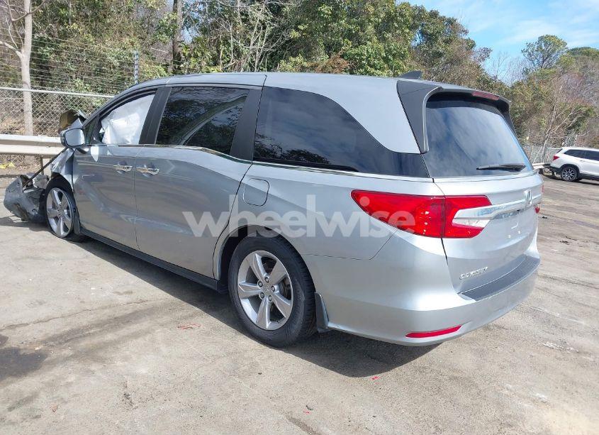 Photo 3 of 2020 Honda Odyssey EX-L/EX-L W/NAVI RES (VIN 5FNRL6H78LB036379)