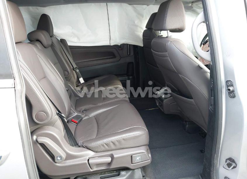 Photo 8 of 2020 Honda Odyssey EX-L/EX-L W/NAVI RES (VIN 5FNRL6H78LB036379)