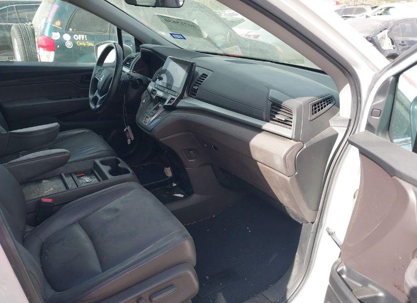 Photo 5 of 2020 Honda Odyssey EX-L/EX-L W/NAVI RES (VIN 5FNRL6H78LB072038)