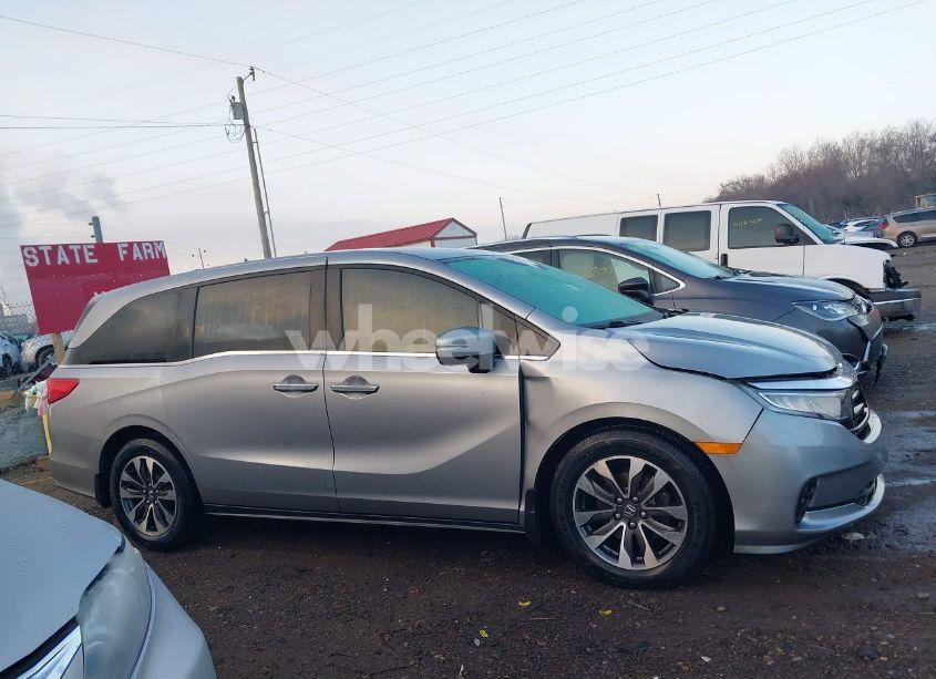 Photo 13 of 2021 Honda Odyssey EX-L (VIN 5FNRL6H78MB000578)