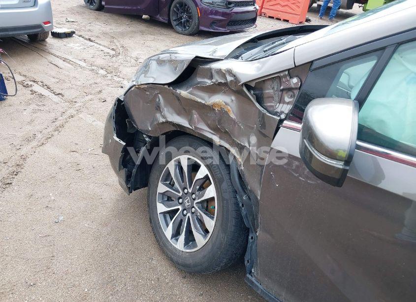 Photo 19 of 2021 Honda Odyssey EX-L (VIN 5FNRL6H78MB012780)