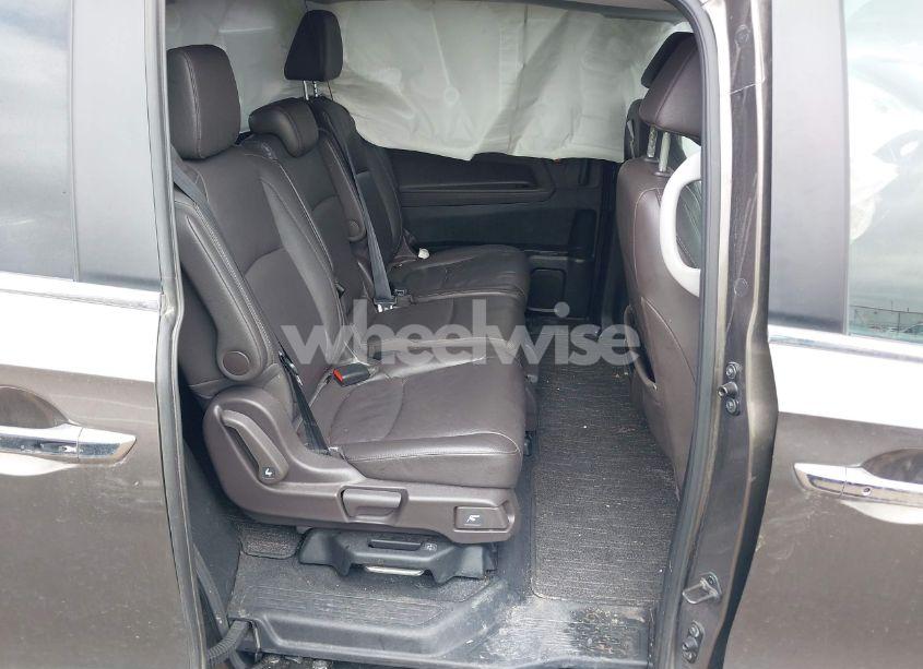 Photo 8 of 2021 Honda Odyssey EX-L (VIN 5FNRL6H78MB012780)