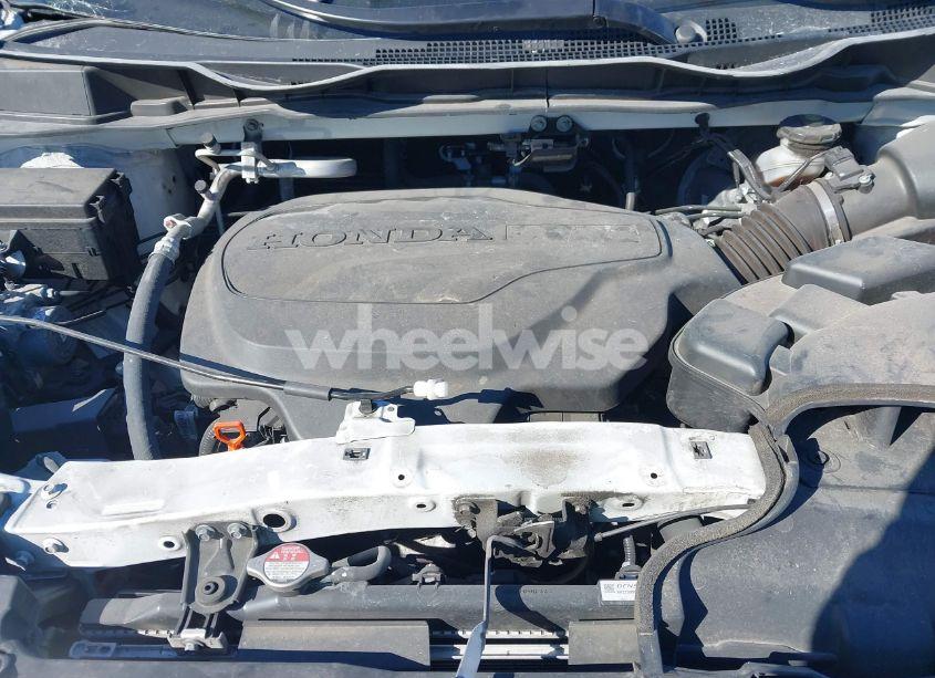 Photo 10 of 2024 Honda Odyssey SPORT (VIN 5FNRL6H78RB005741)