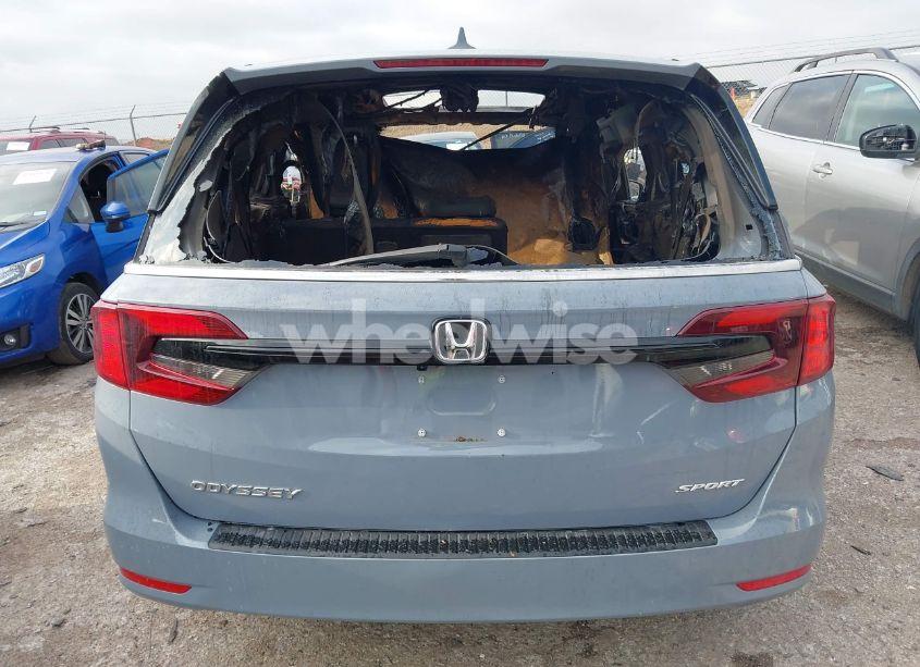 Photo 15 of 2024 Honda Odyssey SPORT (VIN 5FNRL6H78RB035998)